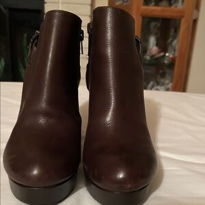 Gianni Bini Rich Brown Ankle Boots